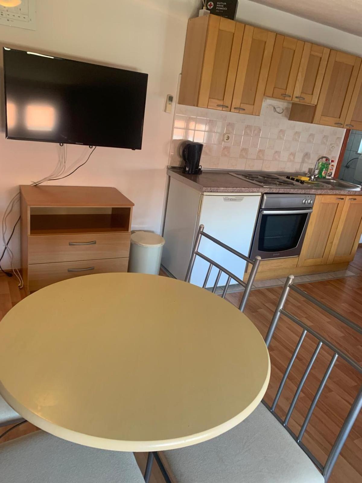 Apartmani Petricevic Βόντιτσε Εξωτερικό φωτογραφία